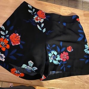 Zac & Rachel floral shorts